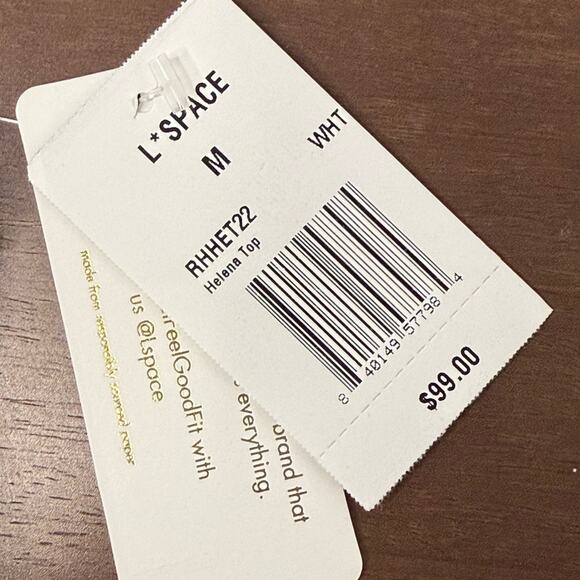 L*Space Helena Bikini Top in White Size Medium NWT - Picture 11 of 11